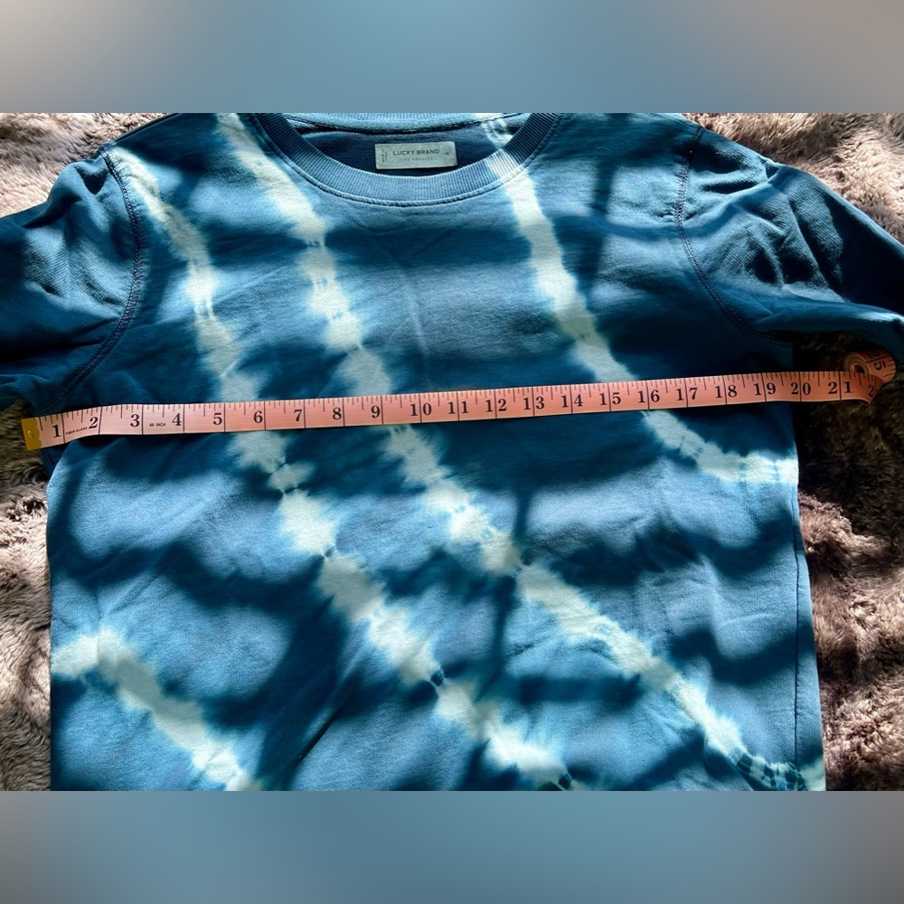 Lucky Brand 100% Cotton blue tie dye pullover sweatshirt size Medium - Picture 6 of 6